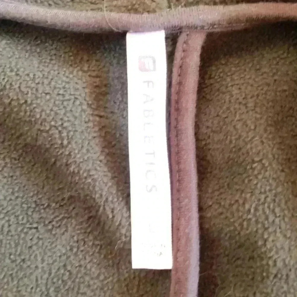 Fabletics Fleece lined Sweatshirt Jacket NWOT - Picture 4 of 4